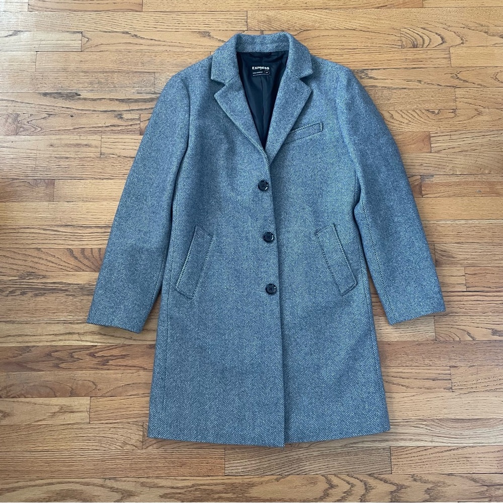 Like-new Express Gray Water-Resistant Men’s Top Coat